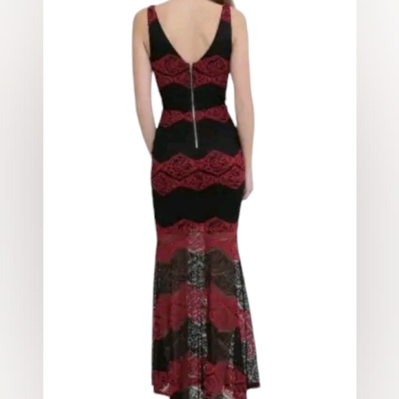 Clara Story Lace Maxi Mermaid Dress Blue Black NWT - Picture 6 of 12